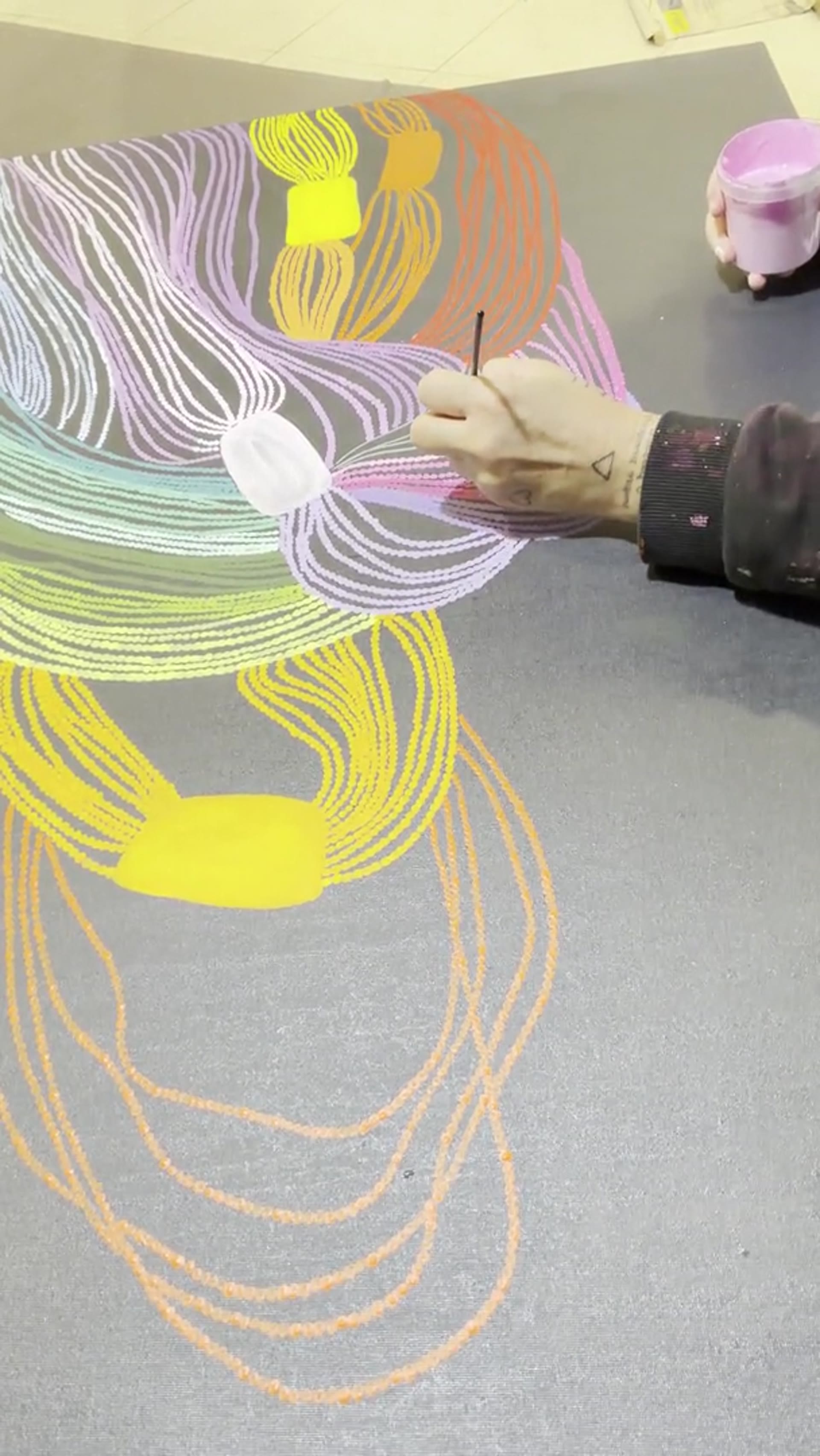 Séance de deux minutes de réalisation des tresses en pastel